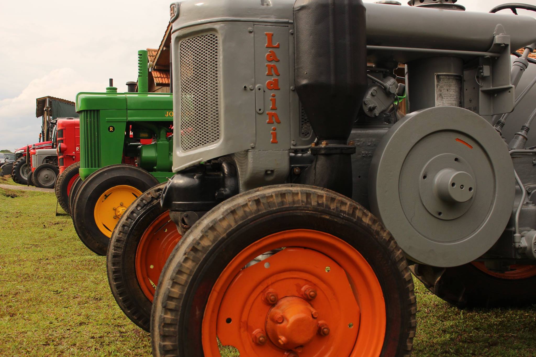 Parque Histórico celebra dia do trabalhador com desfile de ação de graças