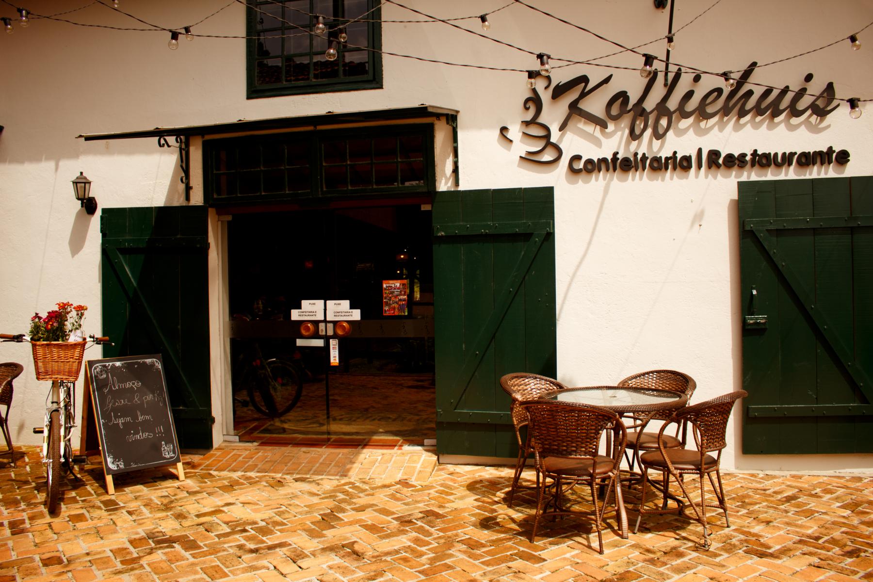 VAGA AUXILIAR DE COZINHA – KOFFIEHUIS CONFEITARIA E RESTAURANTE PARQUE HISTÓRICO DE CARAMBEÍ